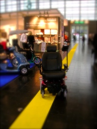 Le fauteuil dirigé à la machoire