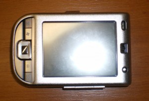 Photo du vocalyx posé sur une table