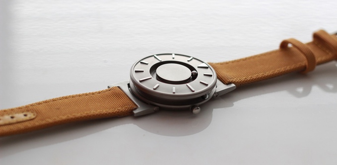 Montre tactile sales pour non voyant
